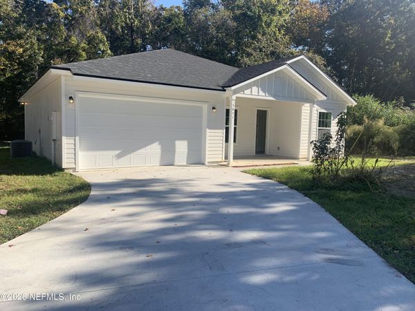 5871 COLLINS Road, Jacksonville, FL 32244