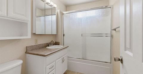 58 E Fargo St, Stockton, CA 95204 Photo