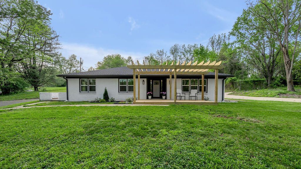 2040 McGee 1 Lane, Nicholasville, KY 40356