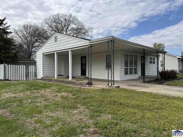 3319 S Center Street, Terre Haute, IN 47802