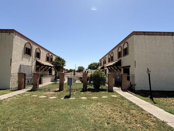 2221 W TURNEY Avenue, Unit C, Phoenix, AZ 85015