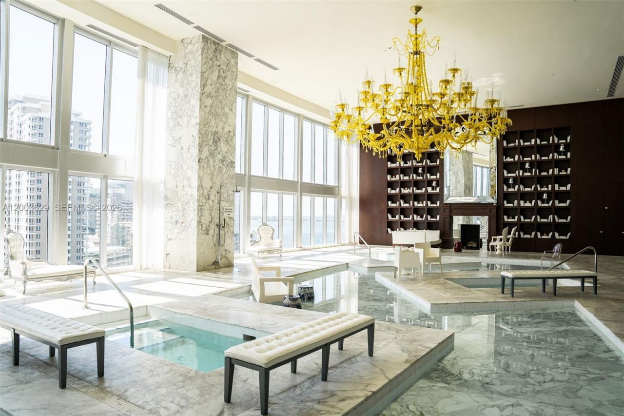 485 Brickell Ave , Unit 4501, Miami, FL 33131 Photo