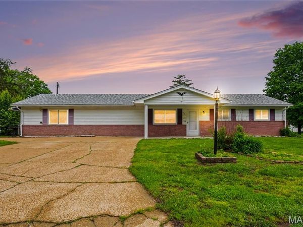 201 Heyden Drive, Eureka, MO 63025