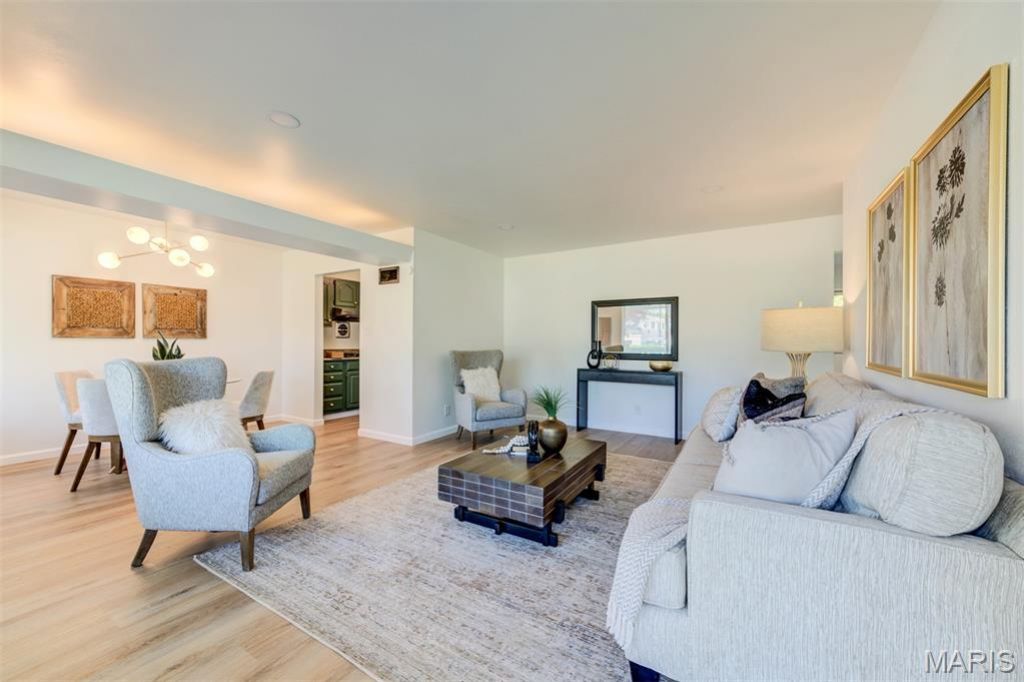 2284 Luxmore Drive , Saint Louis, MO 63136 Main Photo