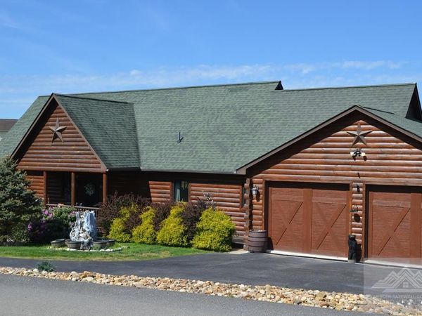 130 Fairway View, Peterstown, WV 24963