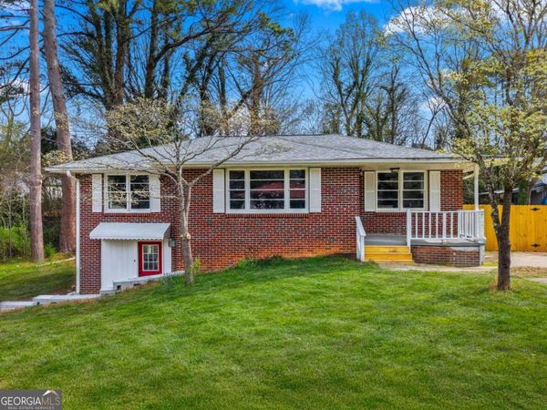 99 Hilltop Lane, Toccoa, GA 30577