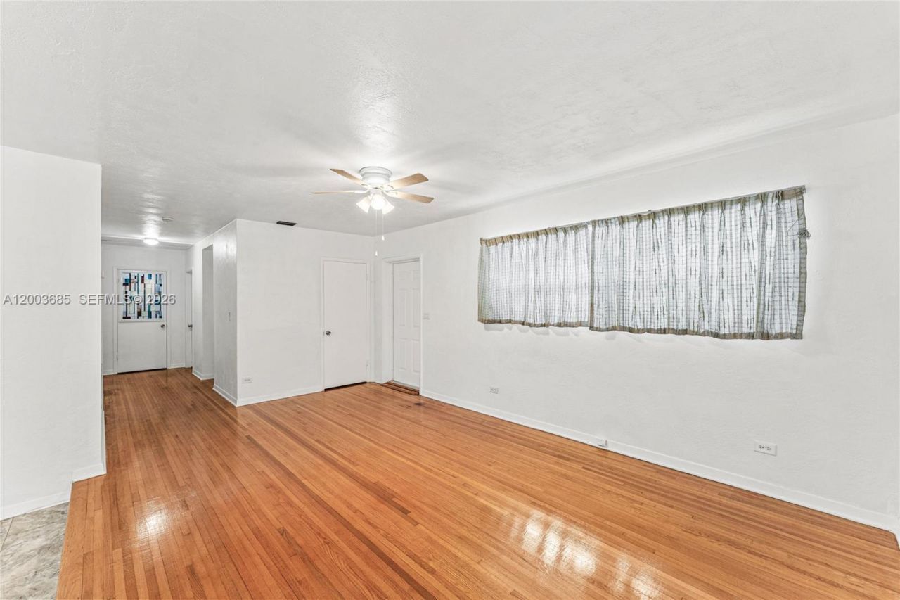 501 Lawn Way, Miami Springs, FL 33166 Photo