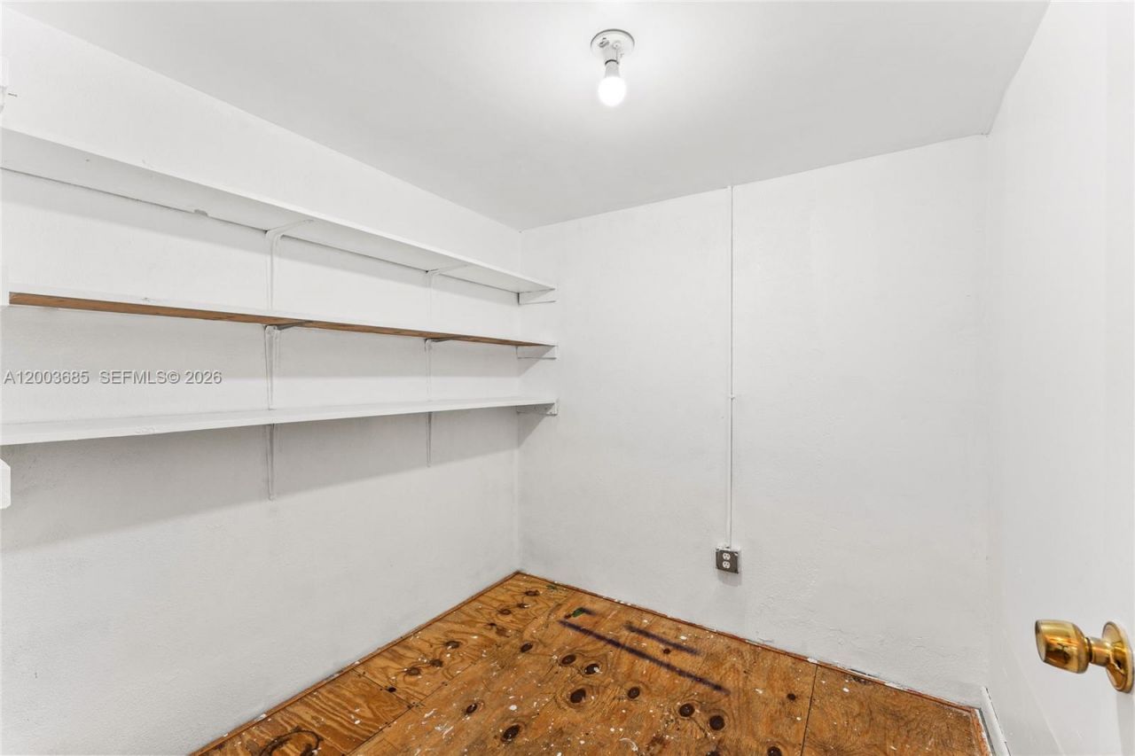 501 Lawn Way, Miami Springs, FL 33166 Photo