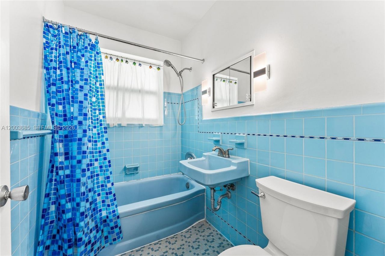 501 Lawn Way, Miami Springs, FL 33166 Photo