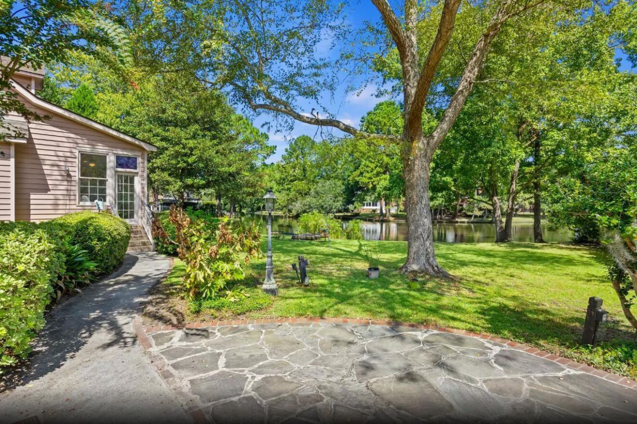 3168 Stanyarne Drive Photo 24