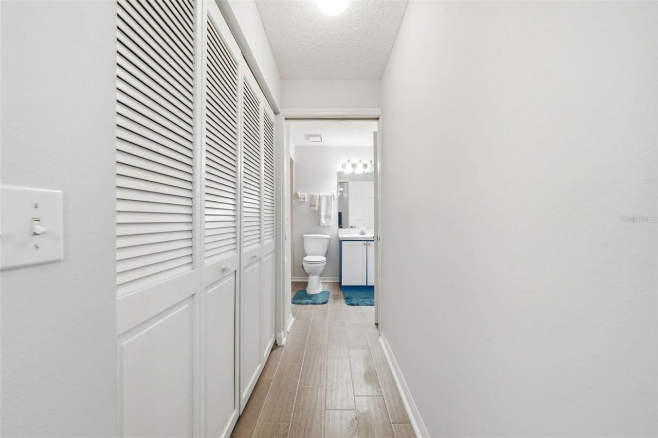 220 Juniper Way, Tavares, FL 32778 Photo