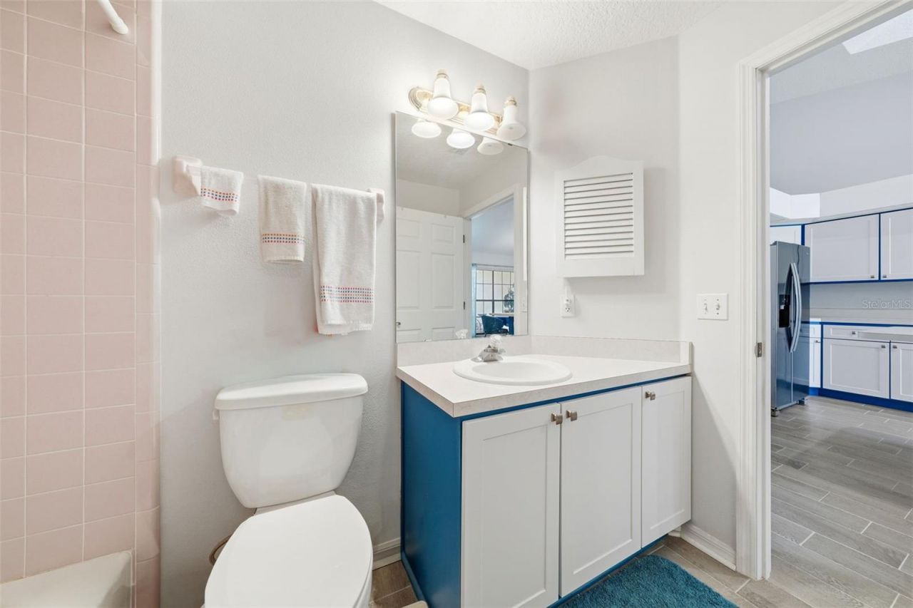 220 Juniper Way, Tavares, FL 32778 Photo