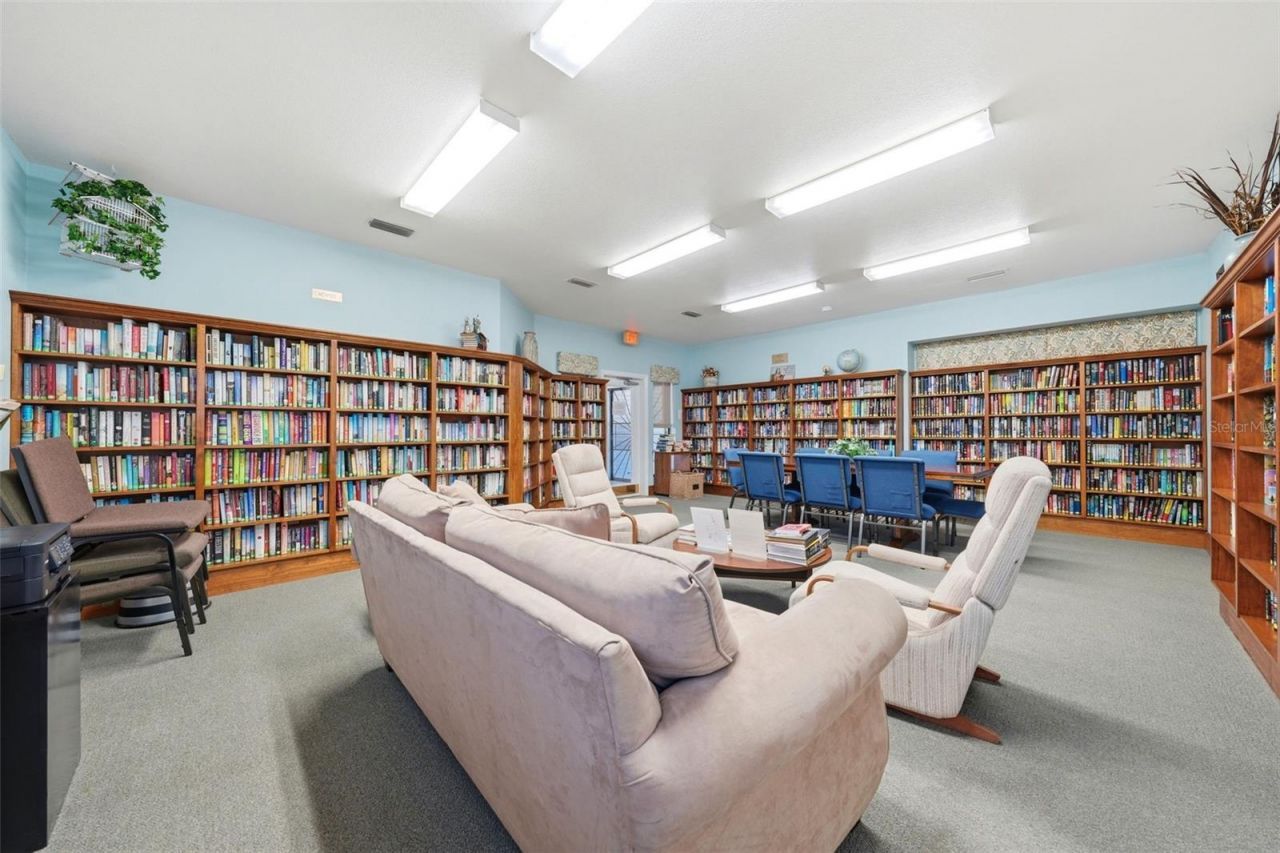 220 Juniper Way, Tavares, FL 32778 Photo