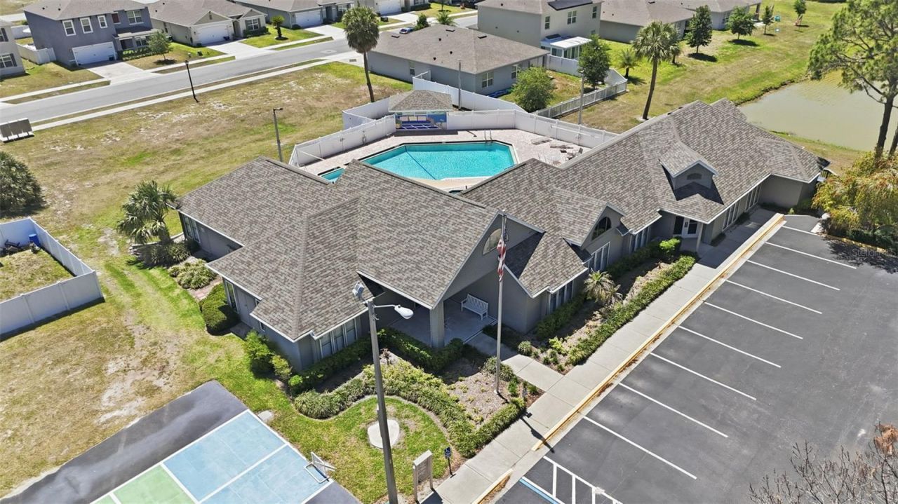 220 Juniper Way, Tavares, FL 32778 Photo