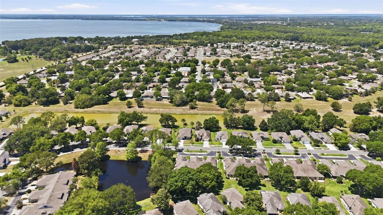 220 Juniper Way, Tavares, FL 32778 Photo