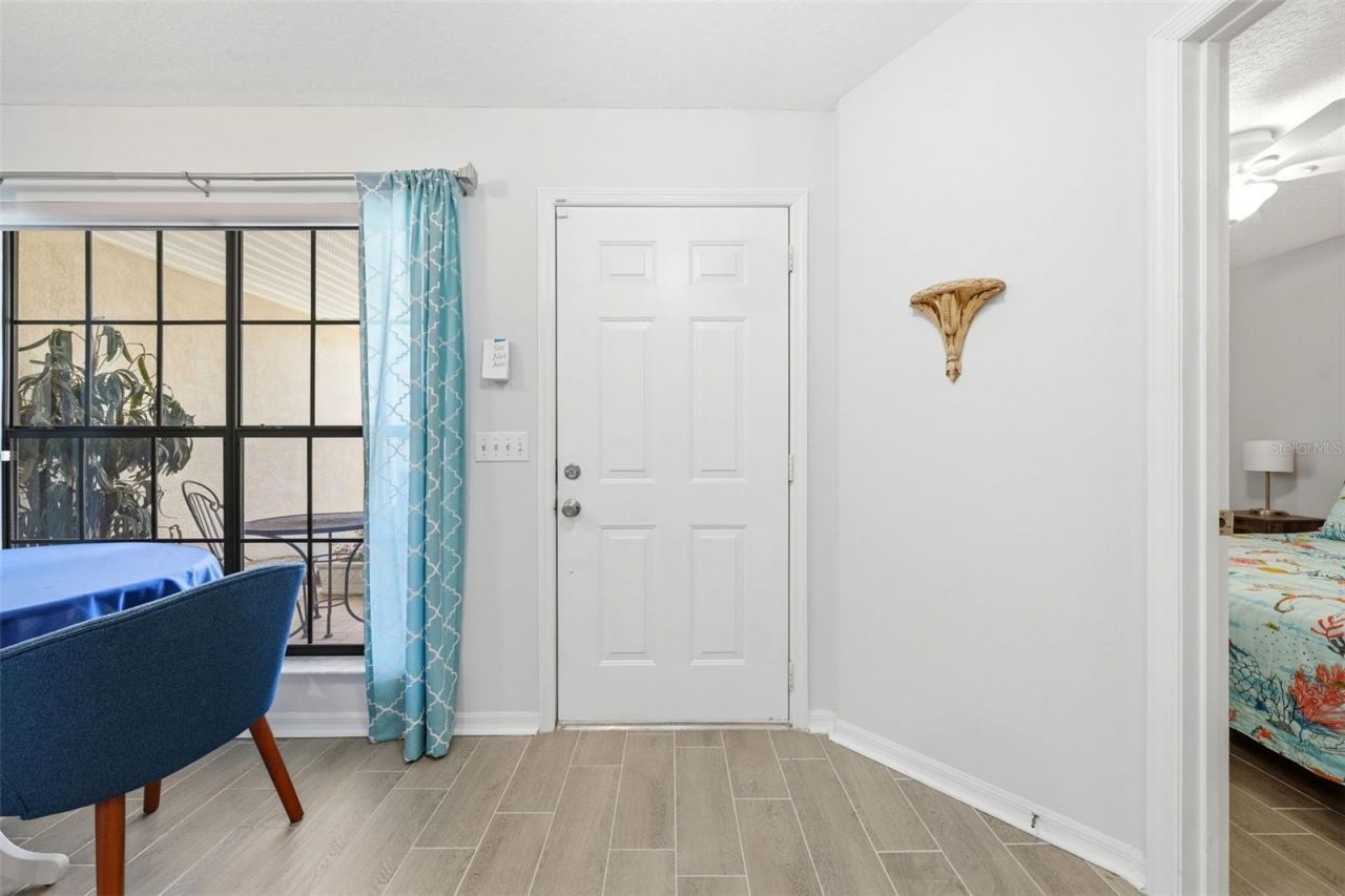 220 Juniper Way, Tavares, FL 32778 Photo