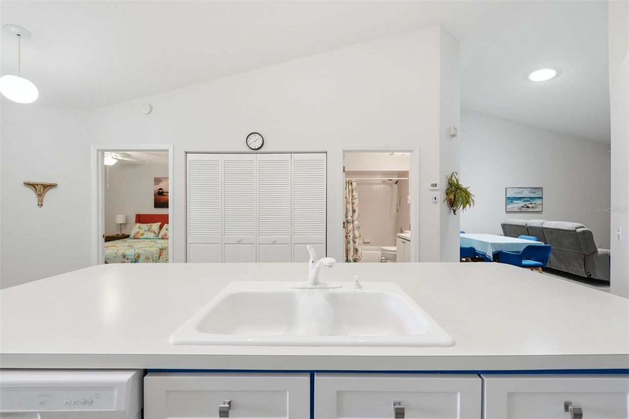 220 Juniper Way, Tavares, FL 32778 Photo