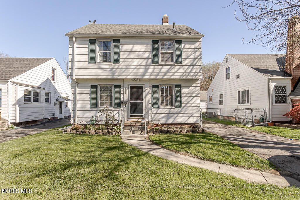 2340 Beaufort Avenue, Toledo, OH 43613 Main Photo