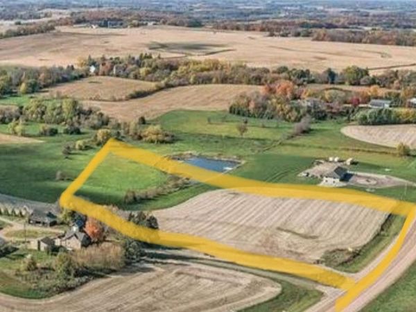 70XX County Road 10 , Chaska, MN 55318