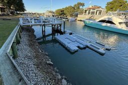 2 Tabby Lane photo 4