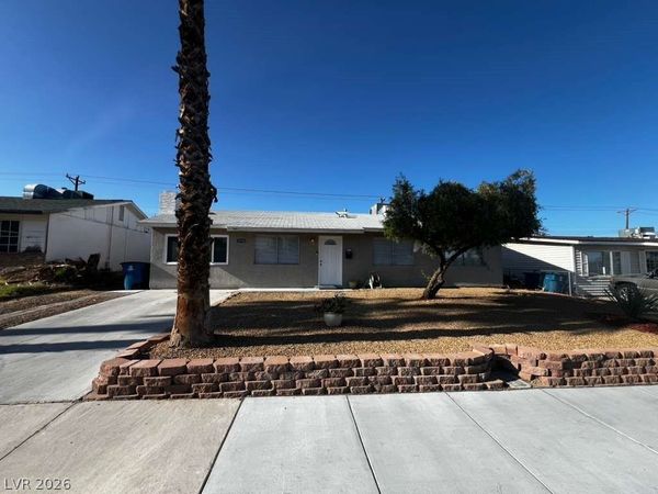 6548 Burgundy Way , Las Vegas, NV 89107