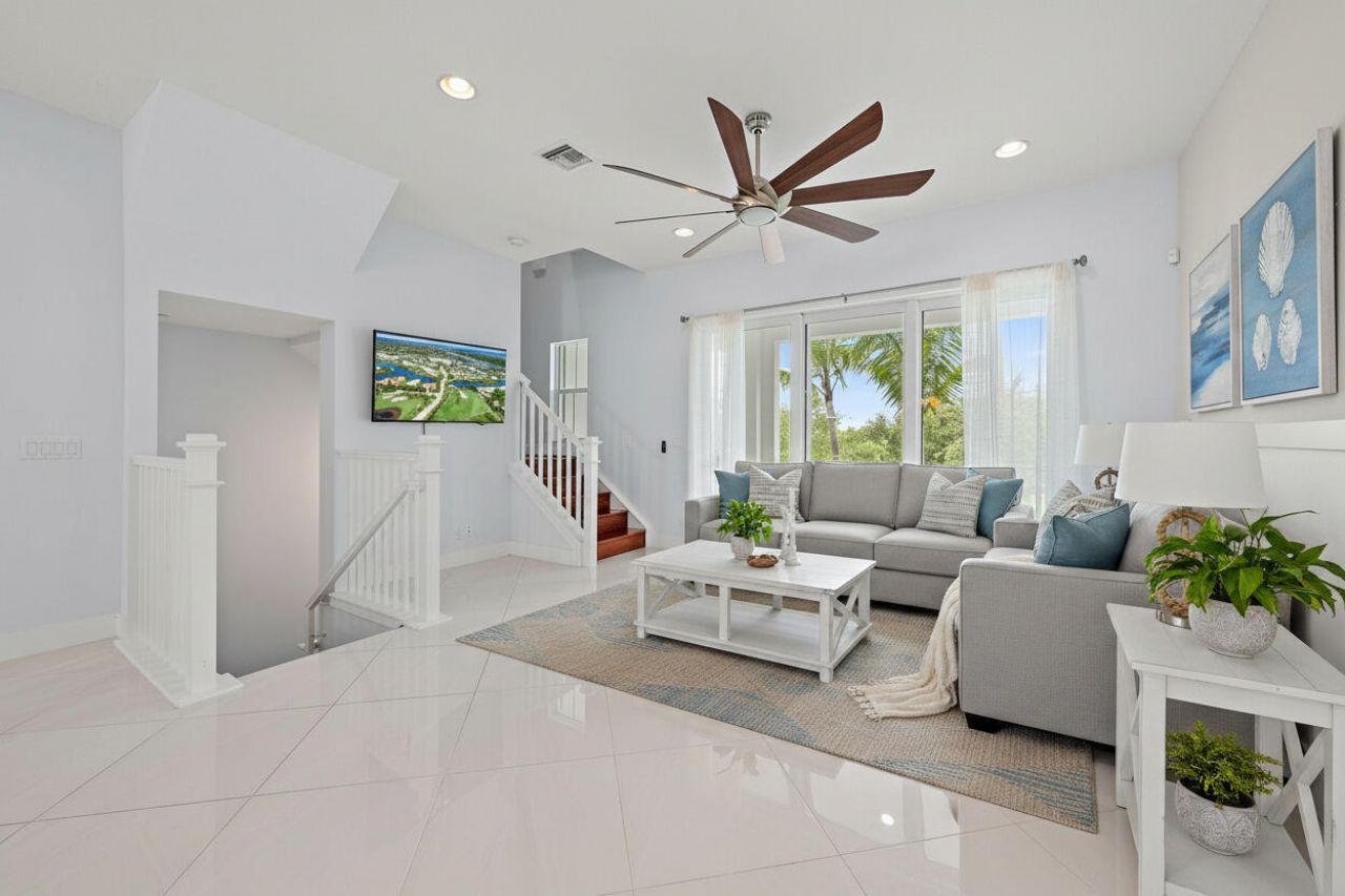 7085 Edison Place, Palm Beach Gardens, FL 33418 Photo