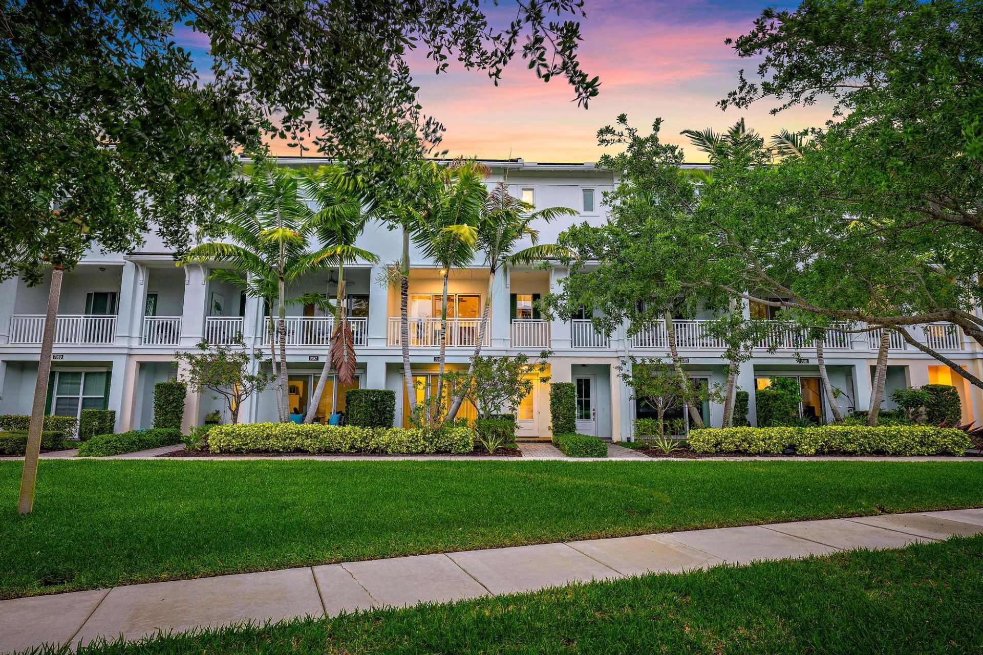 7085 Edison Place, Palm Beach Gardens, FL 33418 Photo