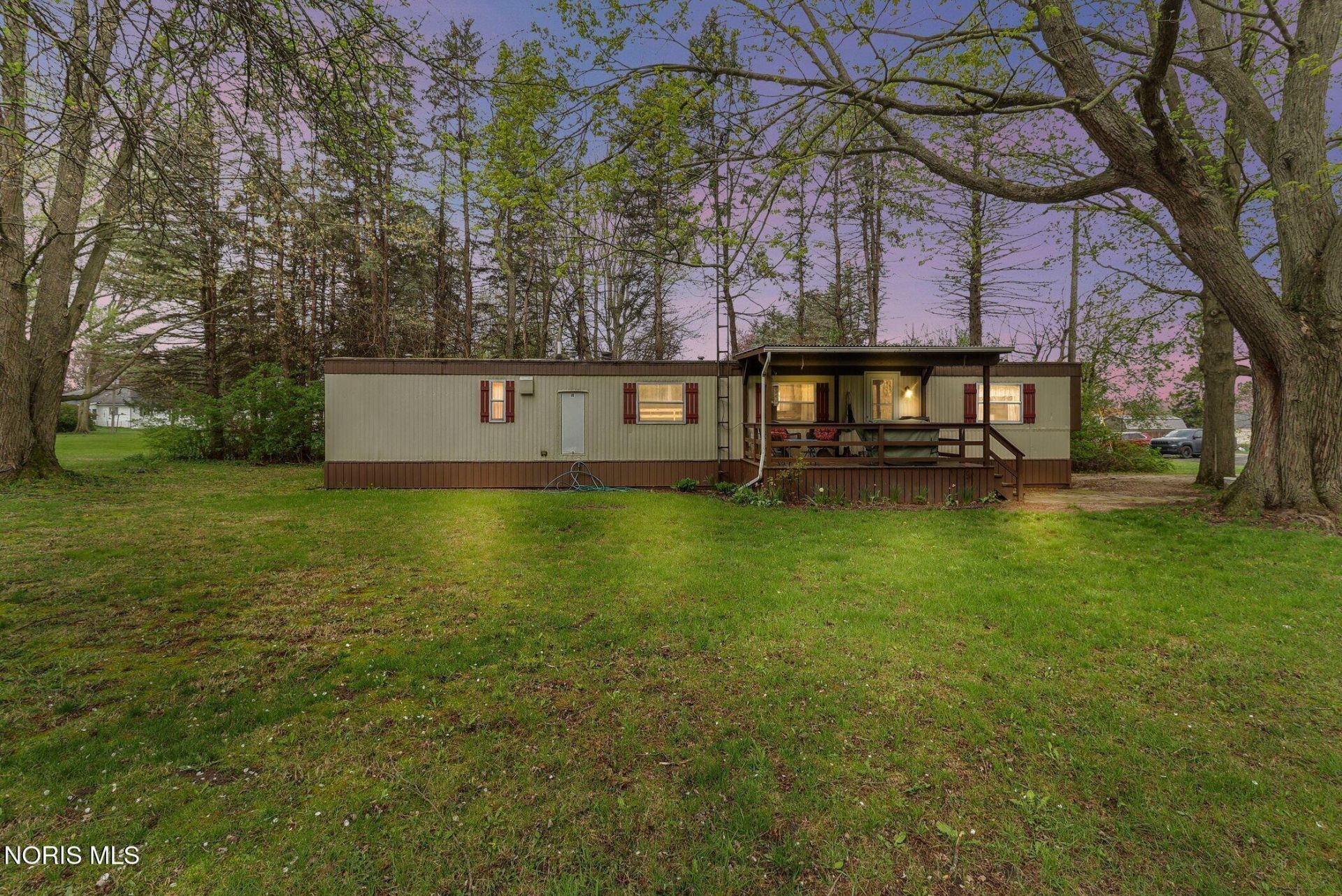 10560 Wayne Road, Wayne, OH 43466 Main Photo