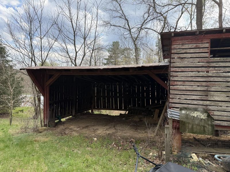 22380 State Route 180, Rockbridge, OH 43149 Photo 4