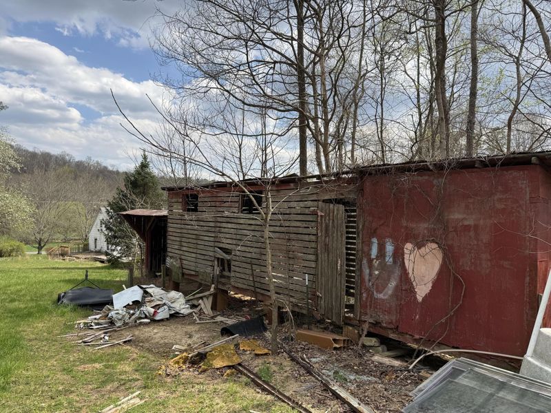 22380 State Route 180, Rockbridge, OH 43149 Photo 5