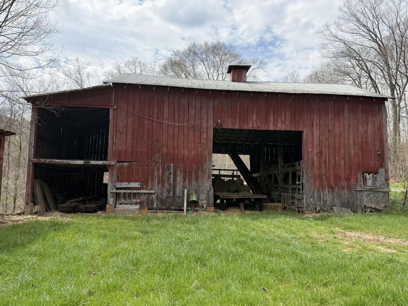 22380 State Route 180, Rockbridge, OH 43149 Photo 8