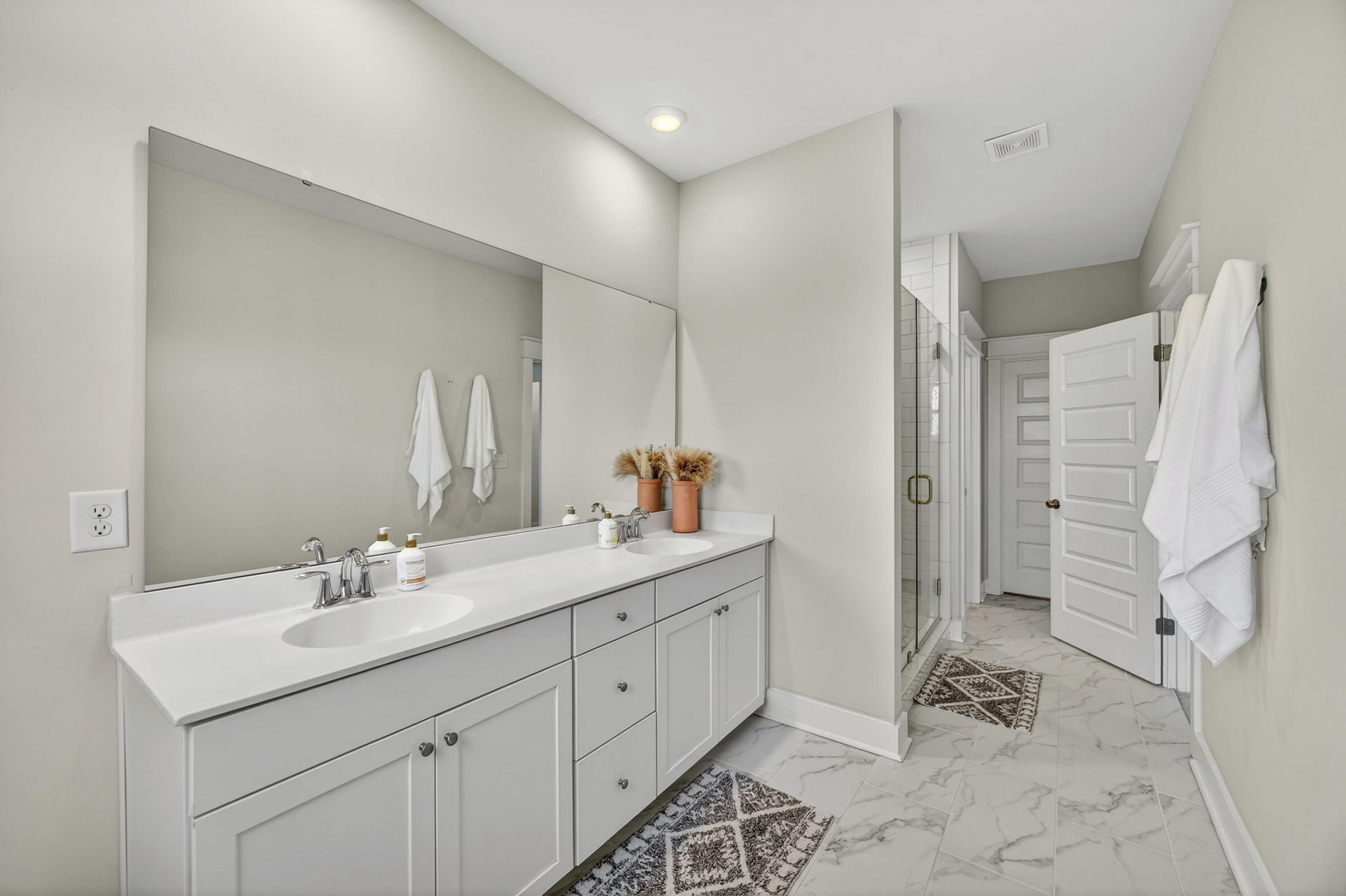 802 Kings Oak Court Photo 22