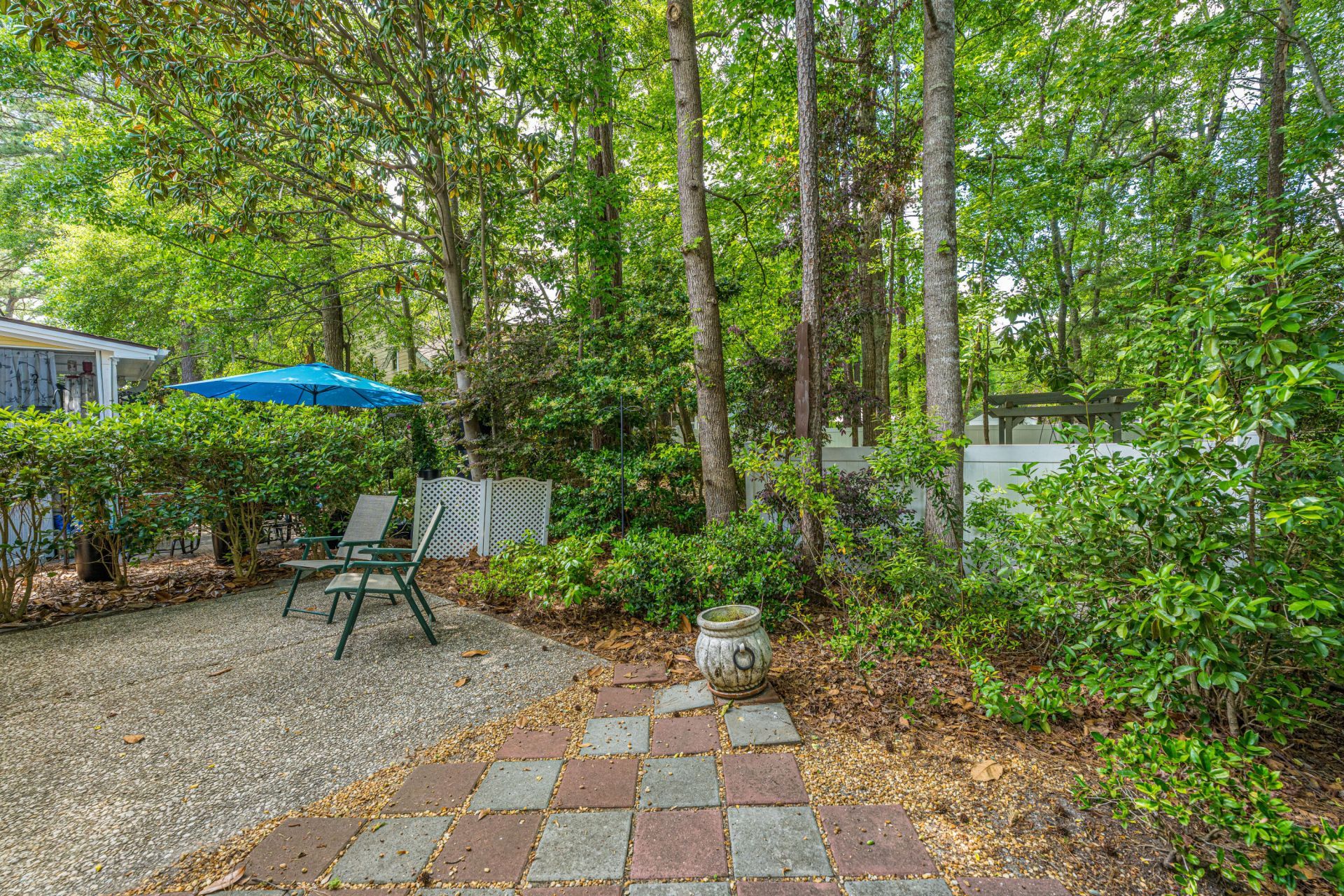 425 Grand Palm Lane Photo 37