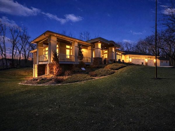 9401 Elm Court, Prior Lake, MN 55372