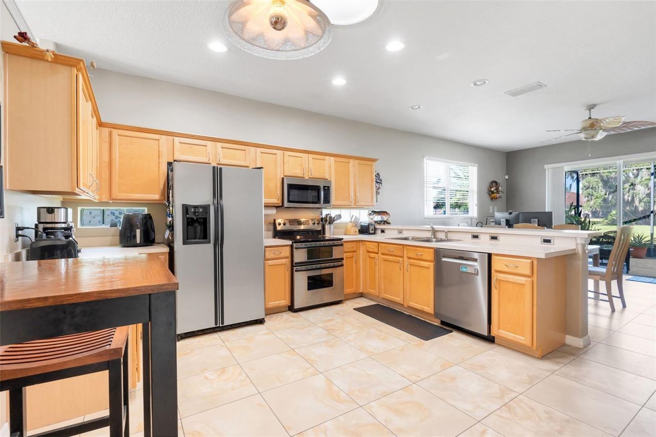 10232 Andover Point Circle , Orlando, FL 32825 Photo