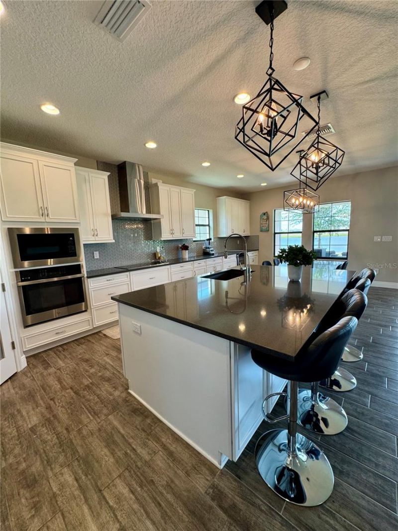 12870 Twin Bridges Drive, Riverview, FL 33579 Photo