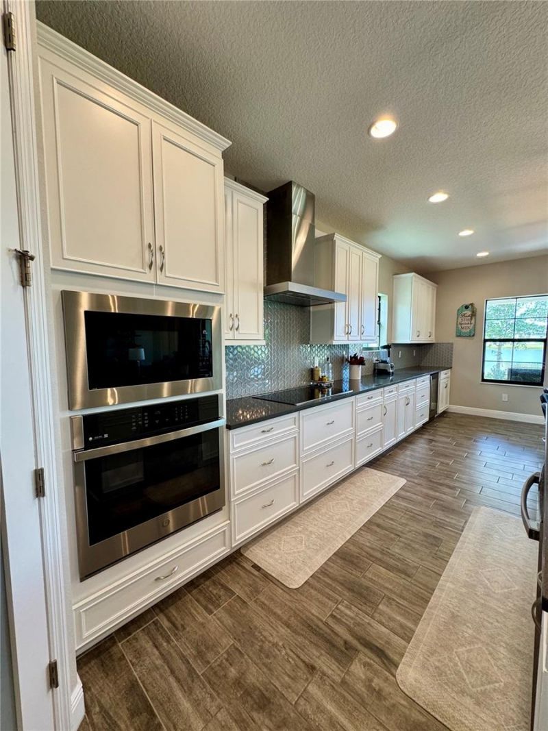 12870 Twin Bridges Drive , Riverview, FL 33579 Photo