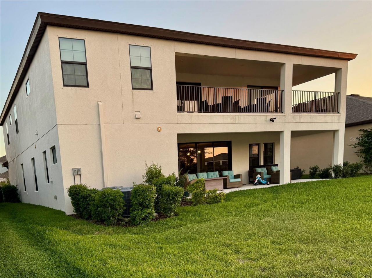 12870 Twin Bridges Drive , Riverview, FL 33579 Photo