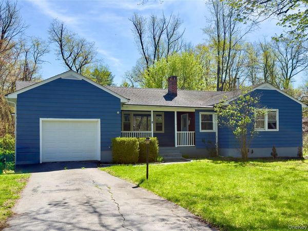 8 King Road, Rhinebeck, NY 12572