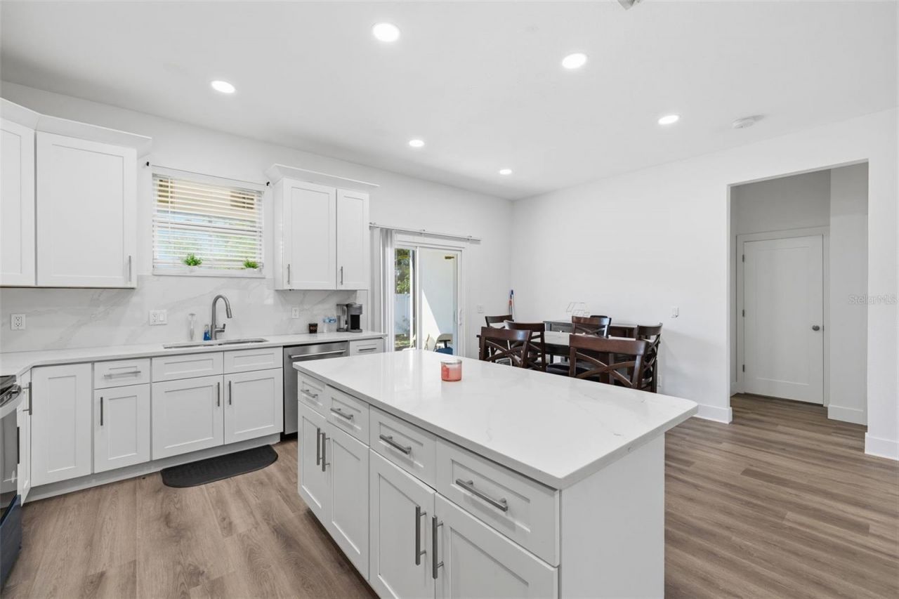 4401 Cobia Drive Se, Saint Petersburg, FL 33705 Photo