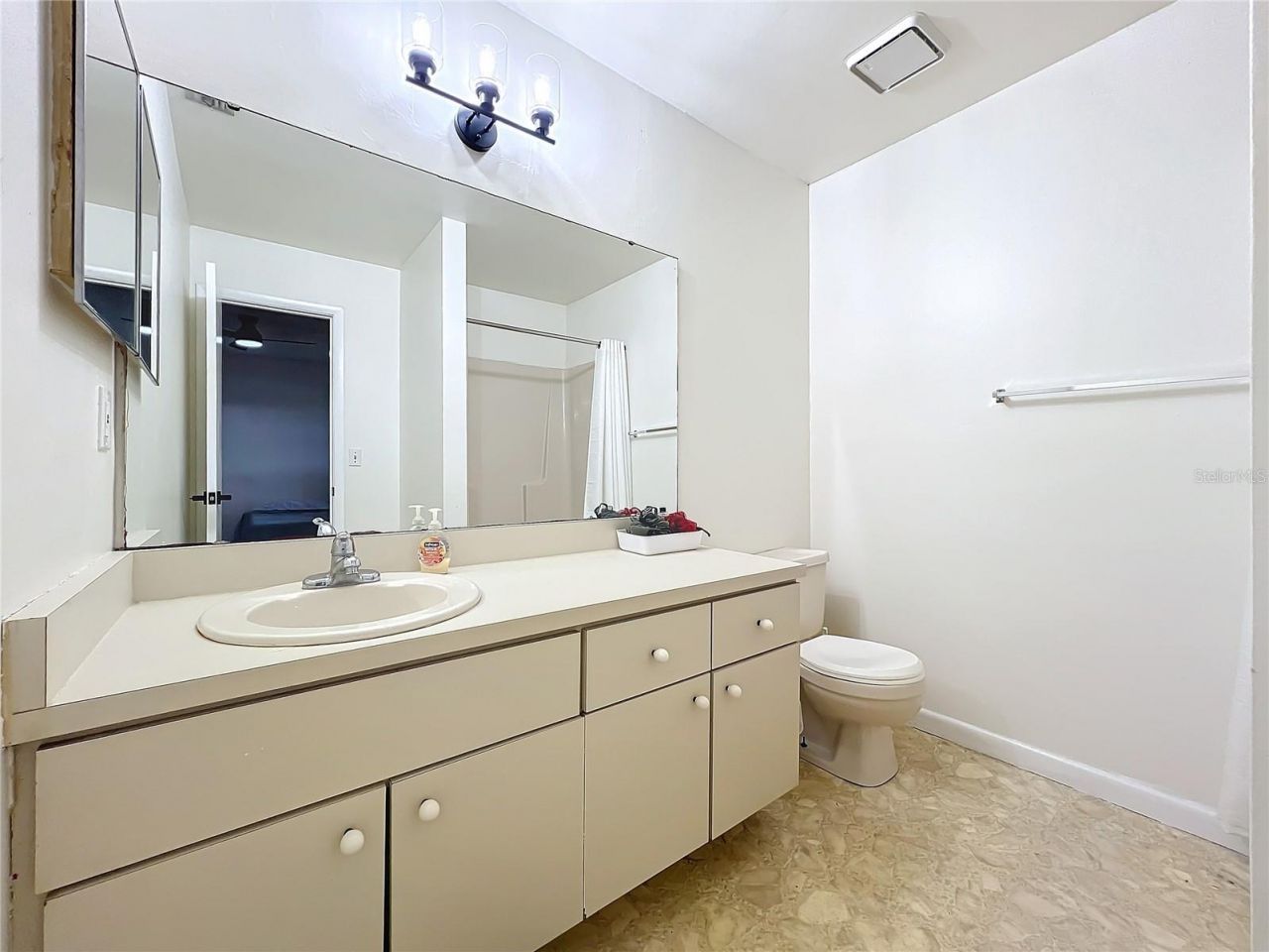 4166 Plantation Cove Drive , Unit 505, Orlando, FL 32810 Photo
