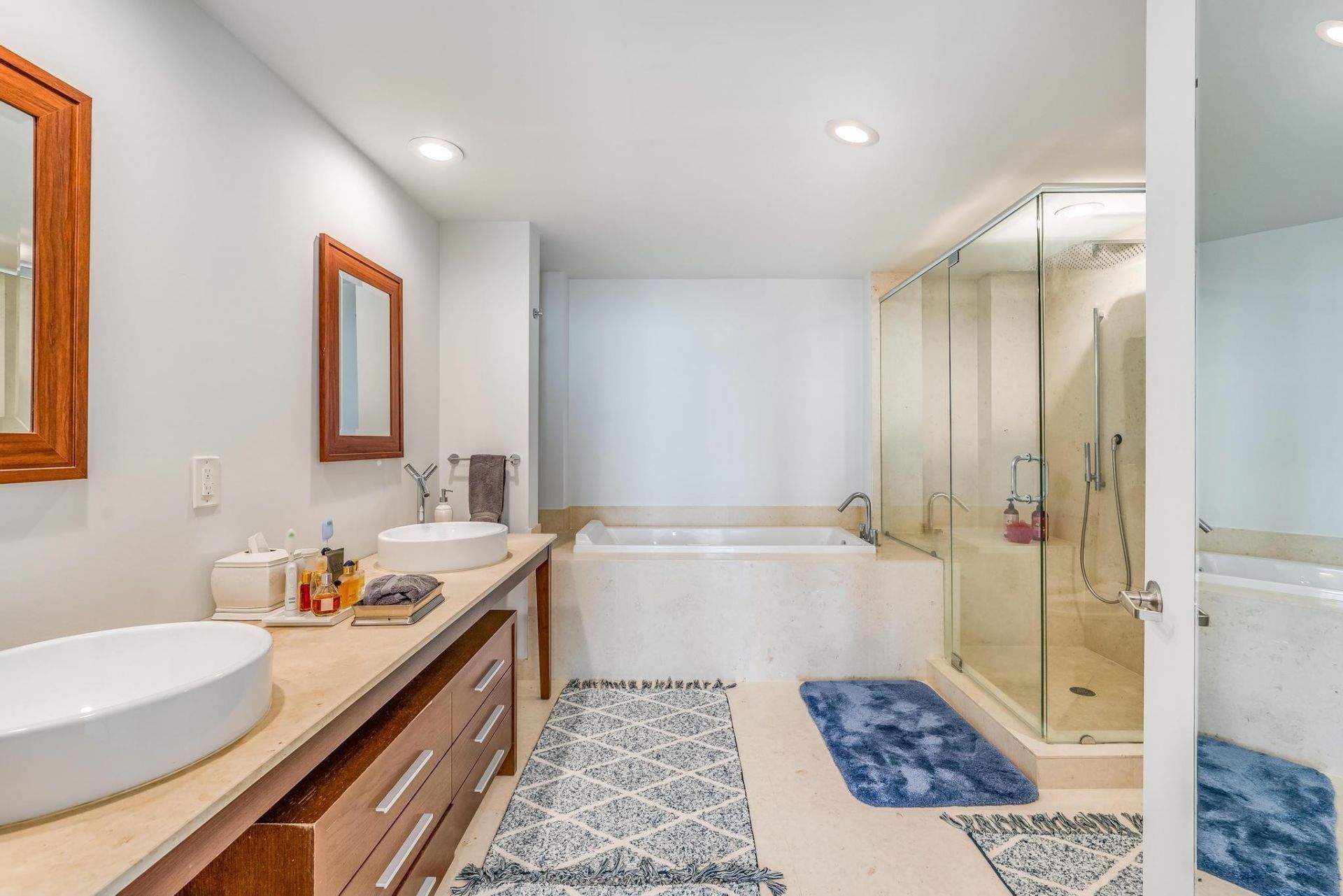 495 Brickell Avenue, Unit 5605, Miami, FL 33131 Photo