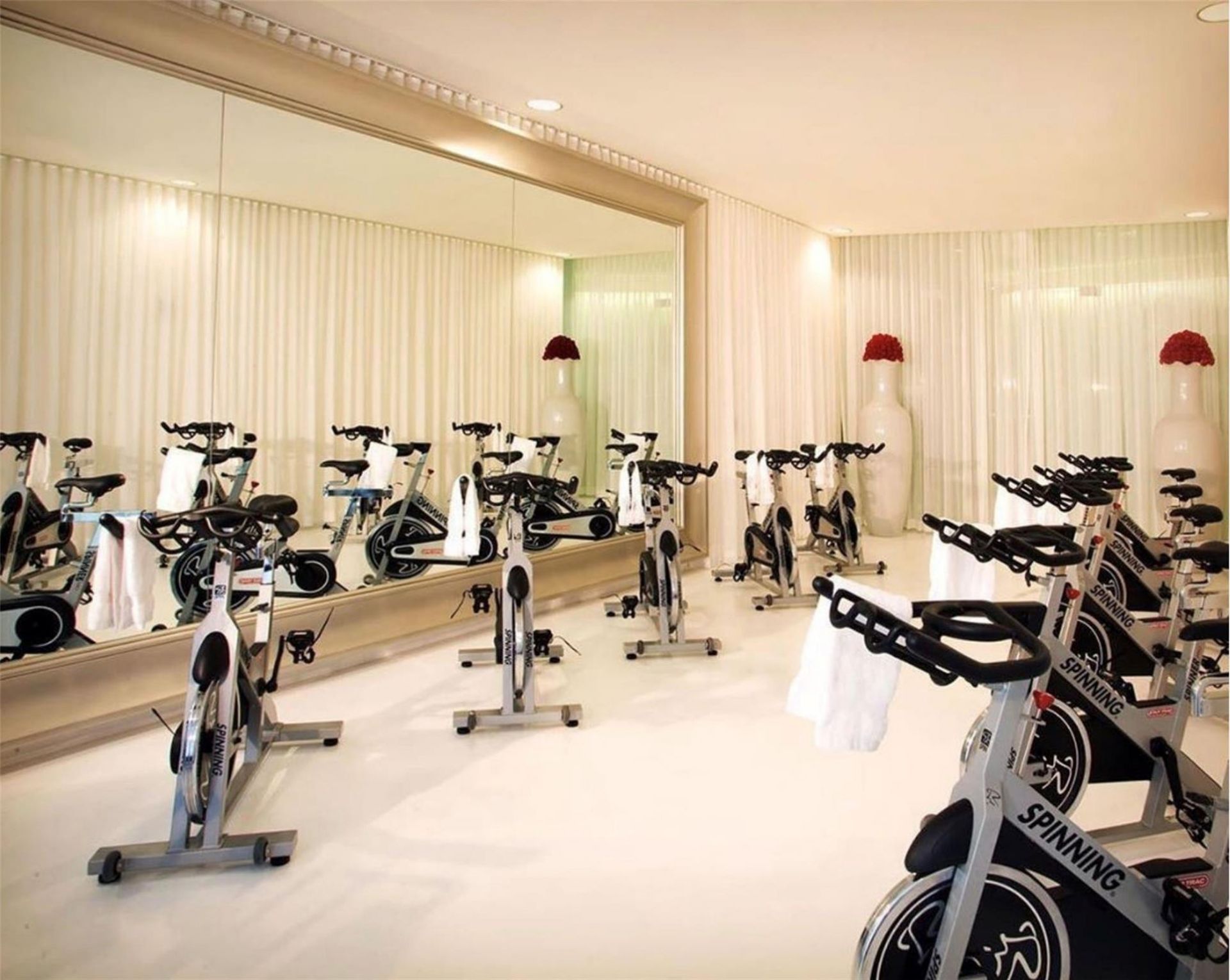 495 Brickell Avenue, Unit 5605, Miami, FL 33131 Photo