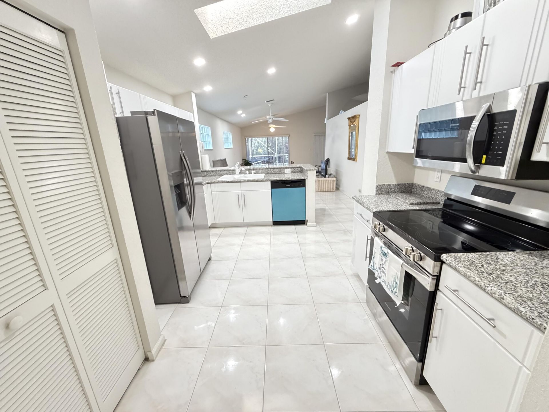 9706 Harbour Lake Circle, Boynton Beach, FL 33437 Photo