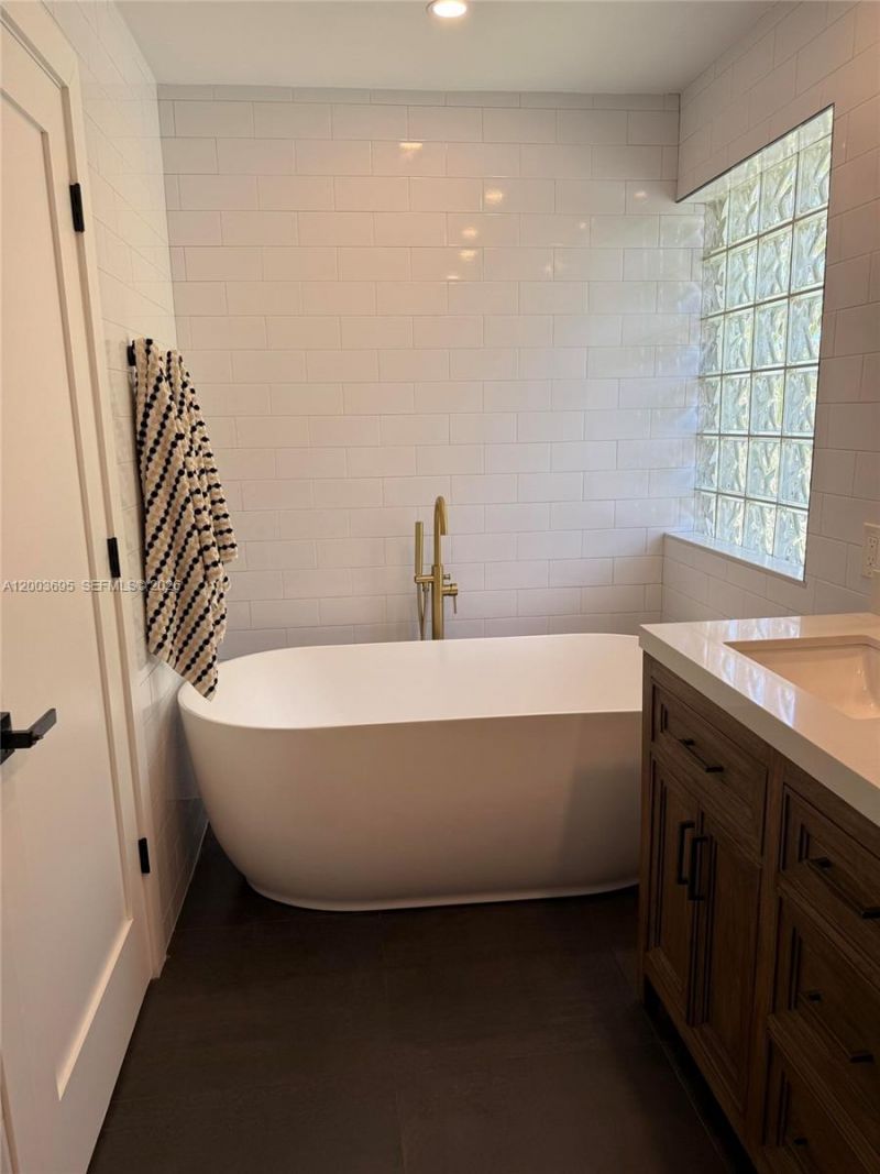 8320 SW 161st St , Palmetto Bay, FL 33157 Photo