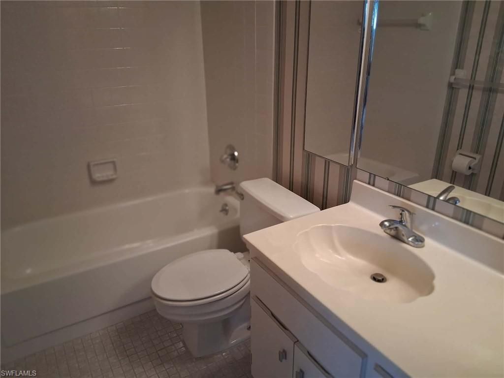 4013 SE 20th Pl, Unit 402, Cape Coral, FL 33904 Photo