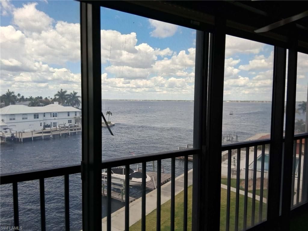 4013 SE 20th Pl, Unit 402, Cape Coral, FL 33904 Photo