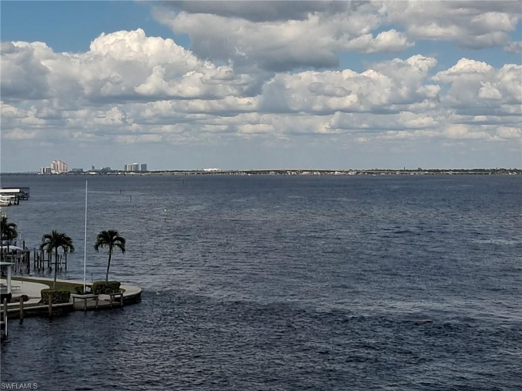 4013 SE 20th Pl, Unit 402, Cape Coral, FL 33904 Photo