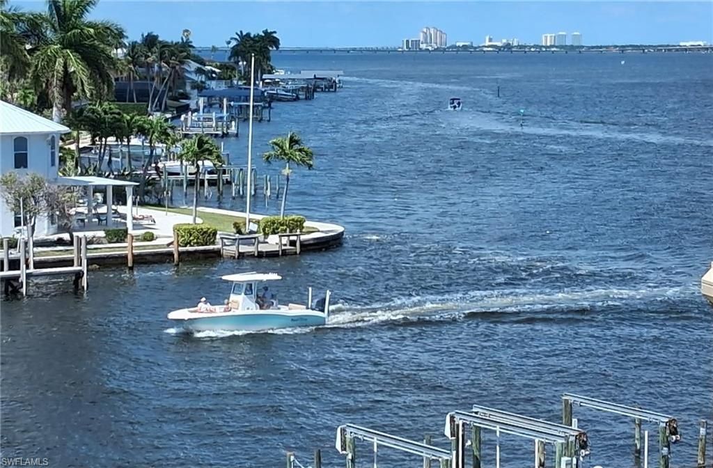 4013 SE 20th Pl, Unit 402, Cape Coral, FL 33904 Photo