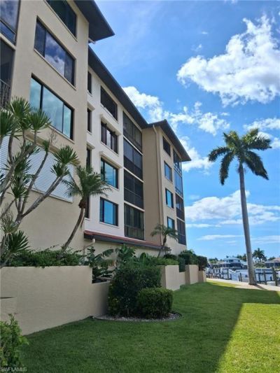 4013 SE 20th Pl, Unit 402, Cape Coral, FL 33904 Photo